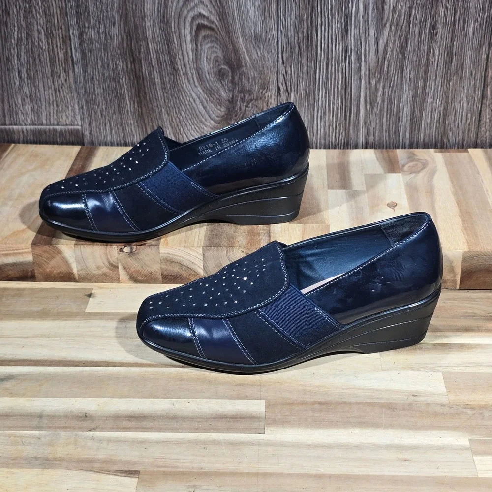 Soft Space Collection Women's Wedge Loafers Blue Suede Patent Size 35 EU Comfort